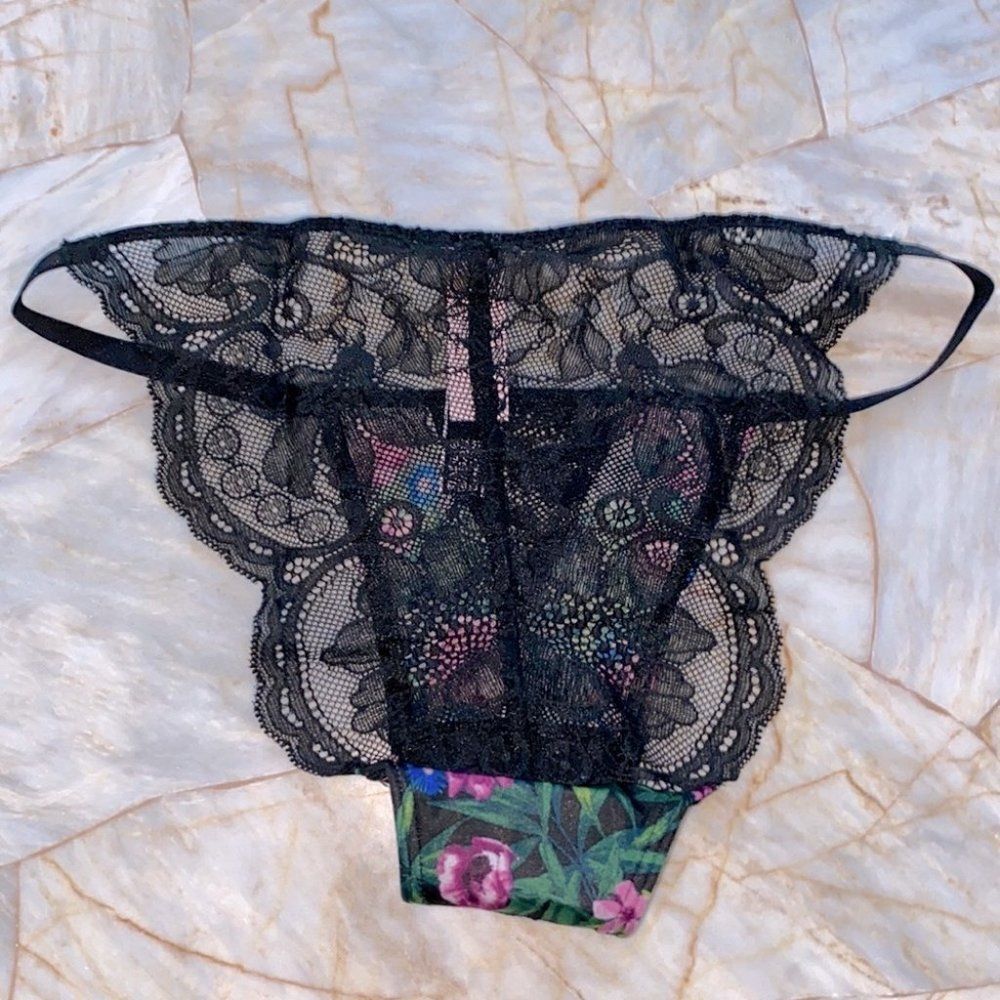 Small Victoria’s Secret Floral Lace String Cheekini Panty - Picture 11 of 11
